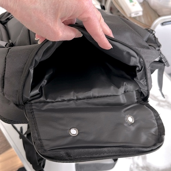 NEW* Men's Swiss Design Black Travel Backpack.  7 seperate storage compartments. - Picture 11 of 17